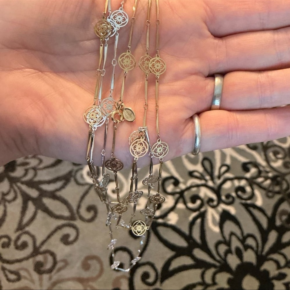 Vintage Lot 2 1979 AVON "Flower Lace" Classic Necklaces Gold & SilverTone 27” L - Picture 7 of 8